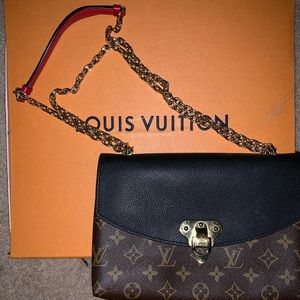 Louis Vuitton Handbag